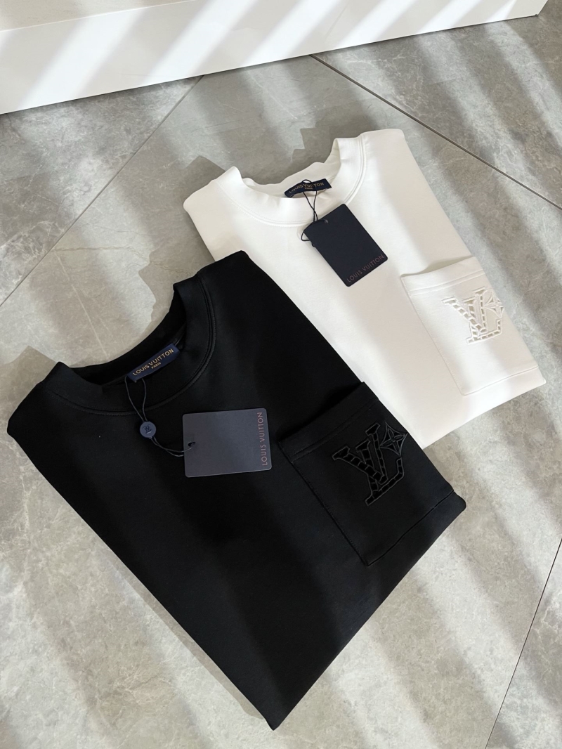 l0vis Vvtt0n t-shirt